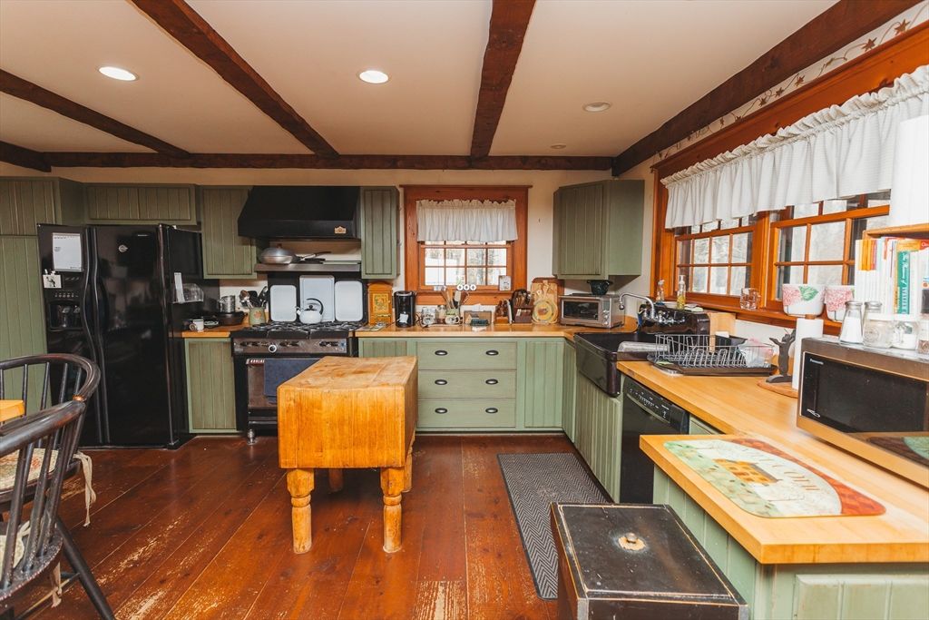 Interior, Kitchen, Recessed Lighting, Wooden Beams, Wood Texture Flooring