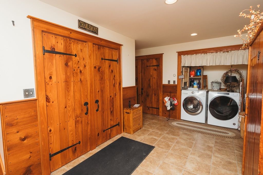 Interior, Recessed Lighting, Washer