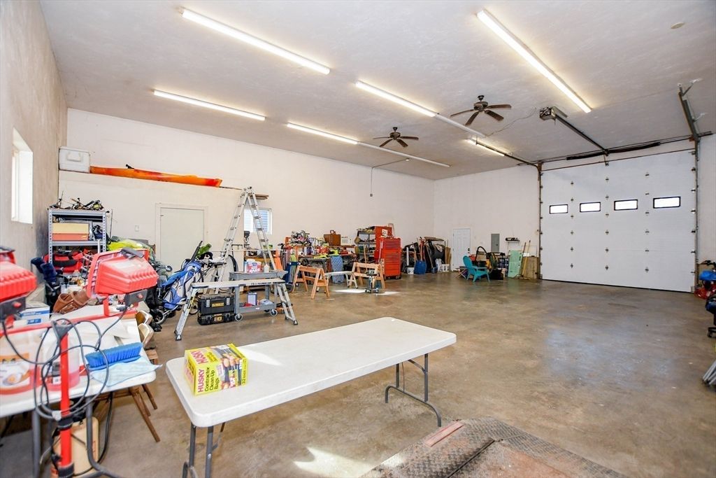 Garage, Interior, Recessed Lighting