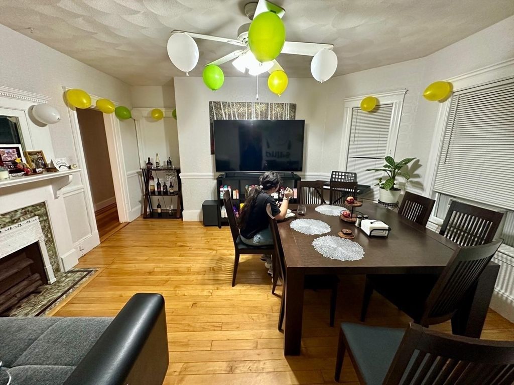 Dining room, Fireplace, Interior, Wood Texture Flooring