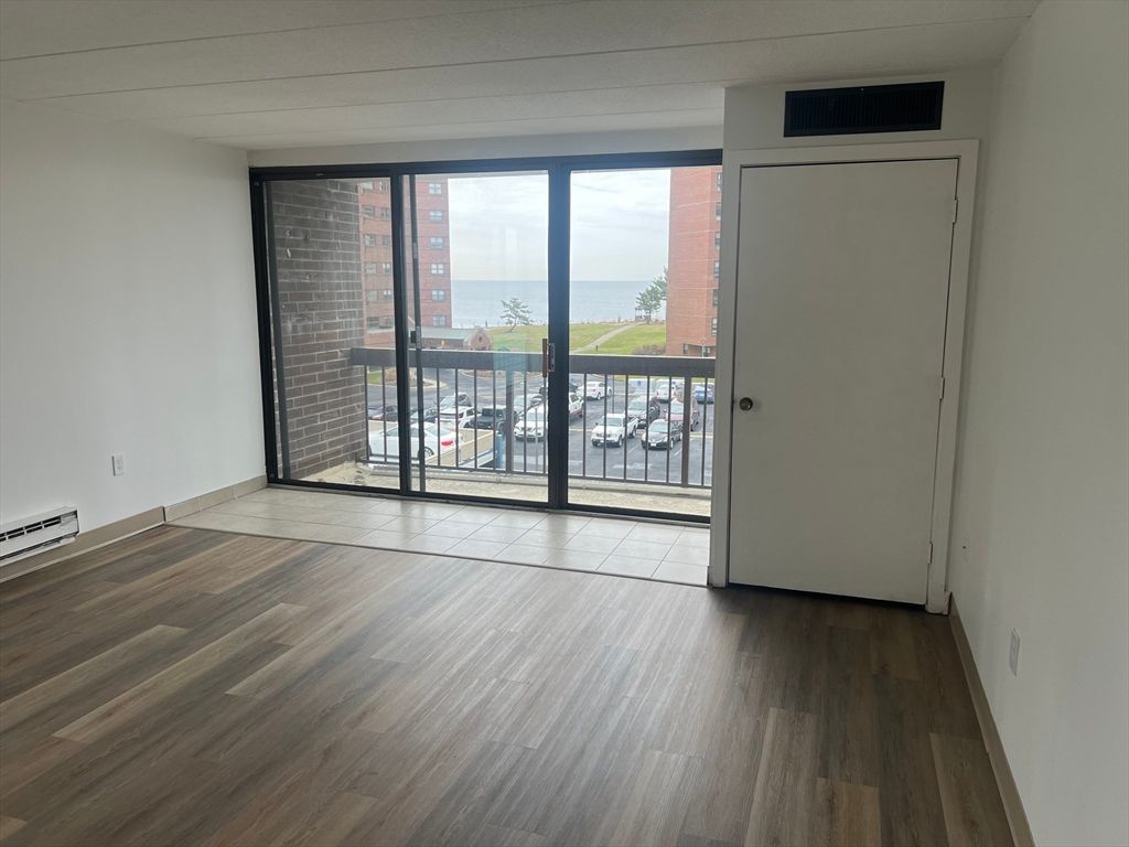 Empty room, Interior, Stone Walls, Water, Wood Texture Flooring