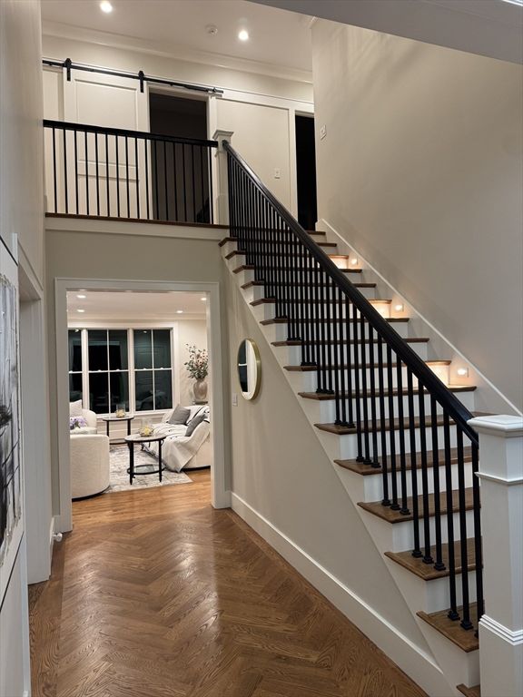 Interior, Living room, Recessed Lighting, Wood Texture Flooring