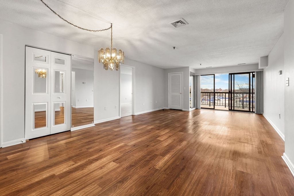 Chandelier, Empty room, Interior, Wood Texture Flooring