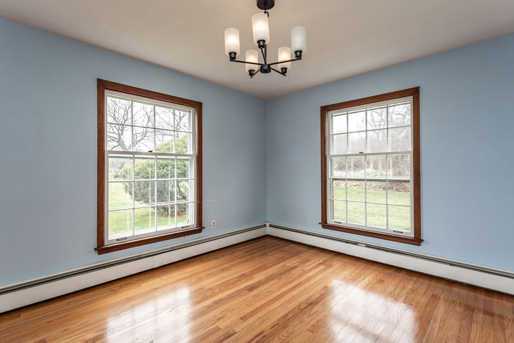Chandelier, Empty room, Interior, Wood Texture Flooring