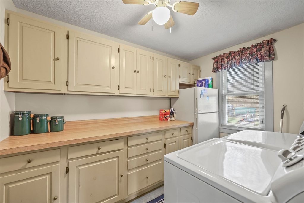 Interior, Kitchen, Washer