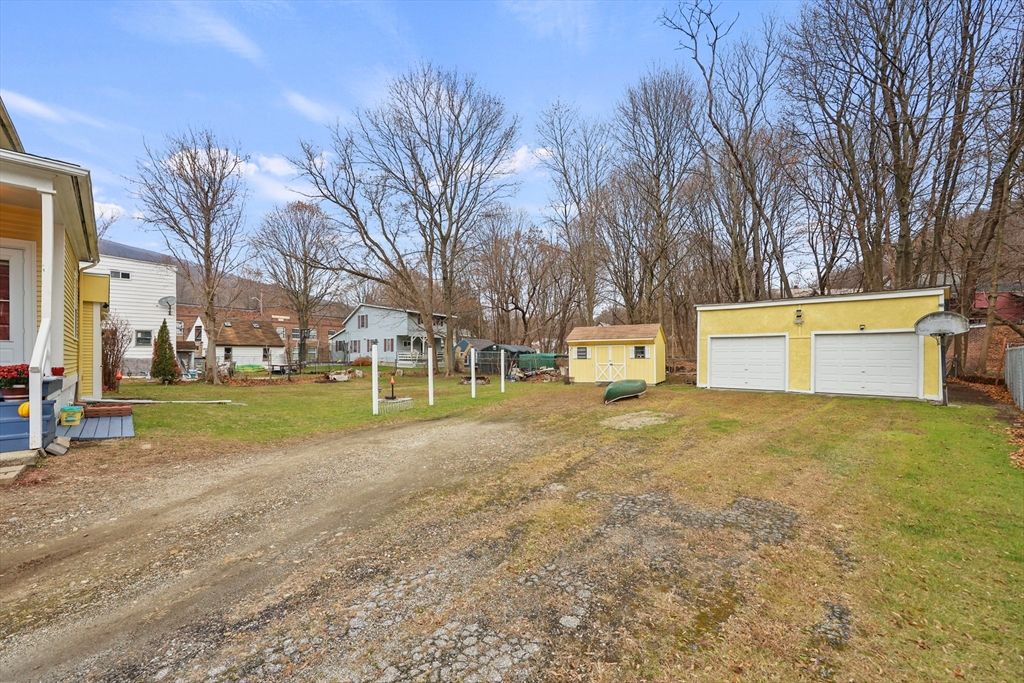 Backyard, Detached Garage, Exterior