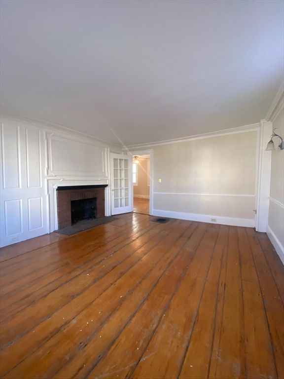 Empty room, Fireplace, Interior, Wood Texture Flooring
