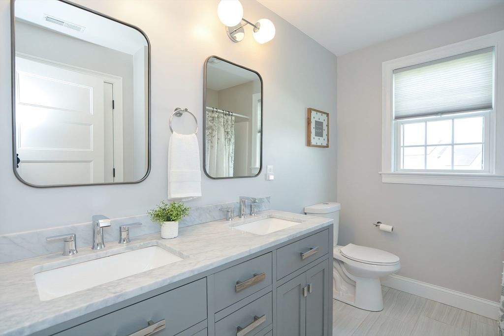 Bathroom, Dual Sink Vanities, Interior, Wood Texture Flooring