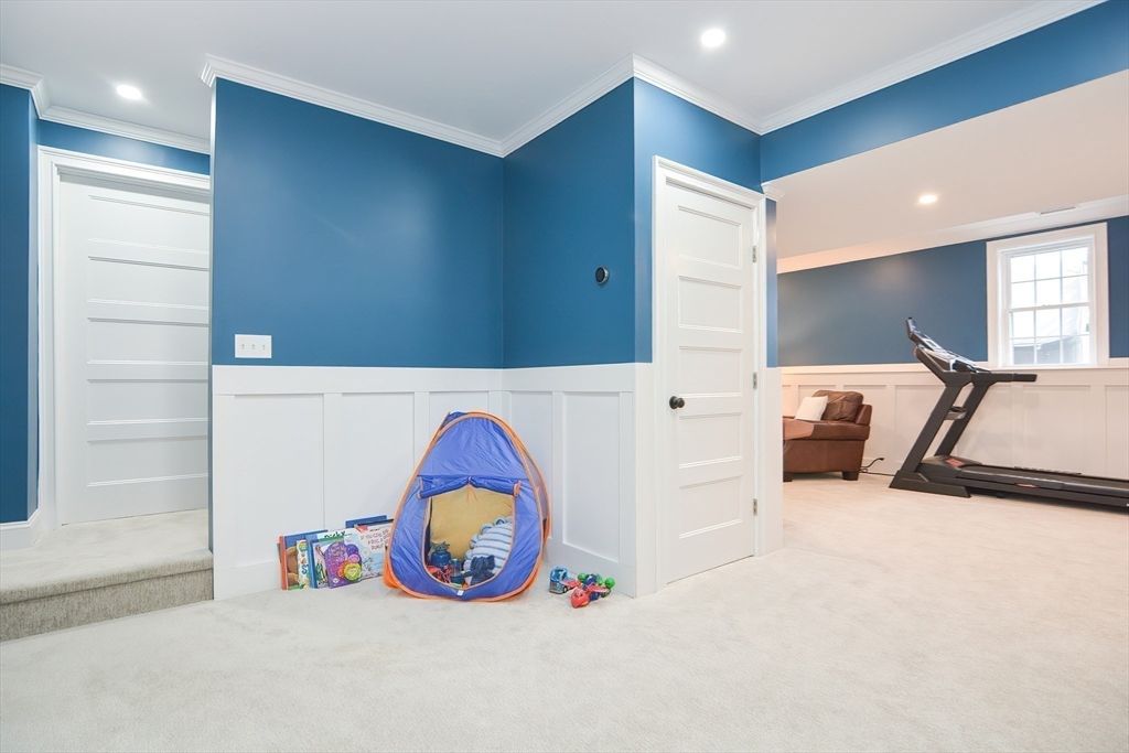 Fitness Equipment, Interior, Recessed Lighting