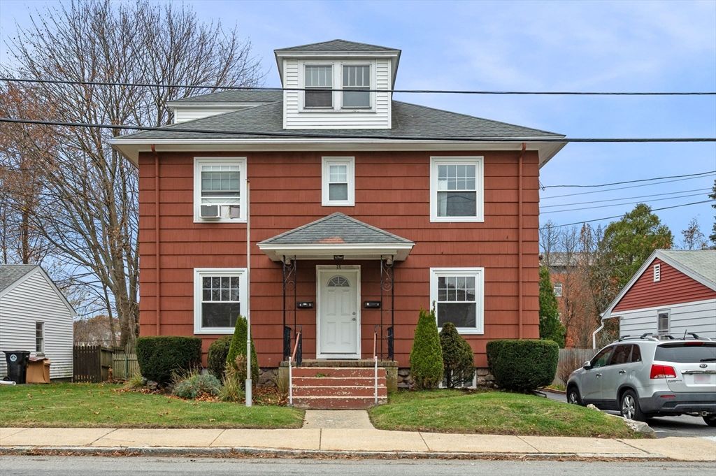 Exterior, Facade, Georgian