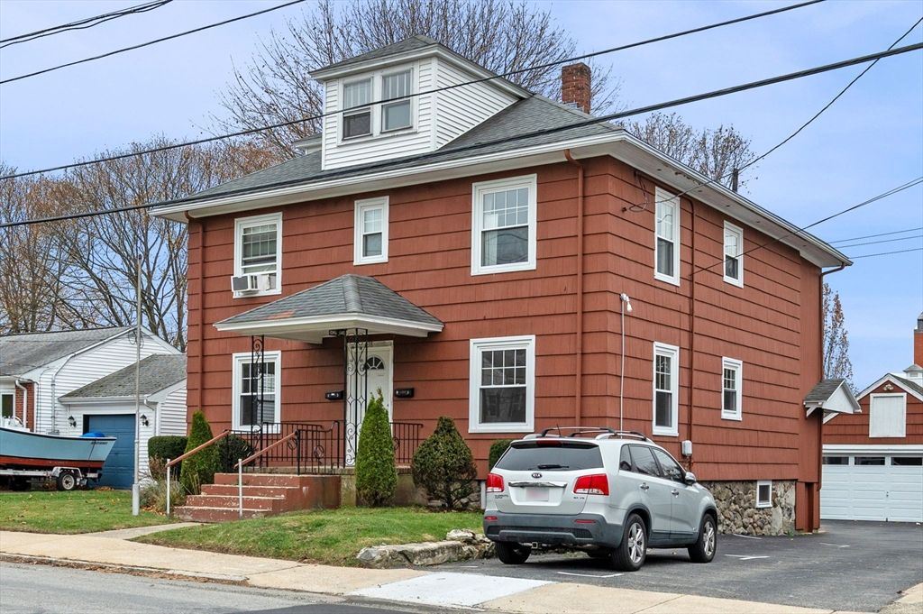 Exterior, Facade, Georgian