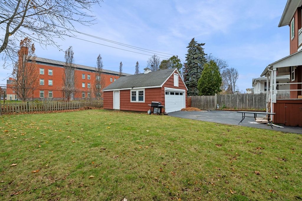 Backyard, Detached Garage, Exterior