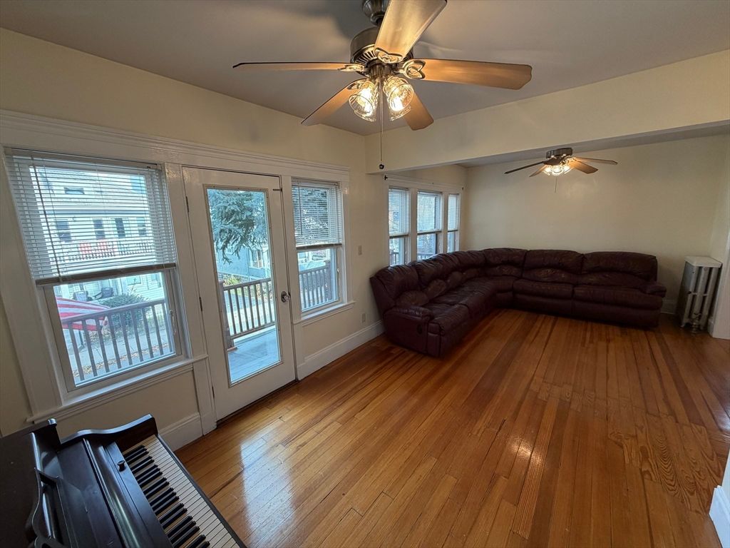 Interior, Piano, Wood Texture Flooring