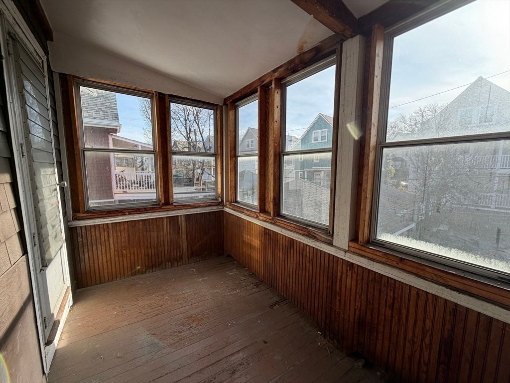 Interior, Sun Room, Wood Texture Flooring