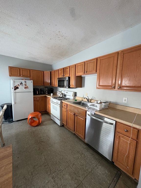 Interior, Kitchen, Stainless Steel Appliances