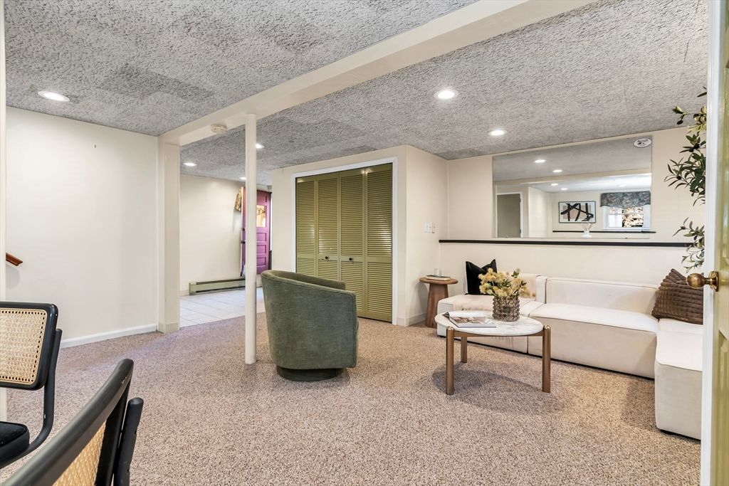 Interior, Recessed Lighting