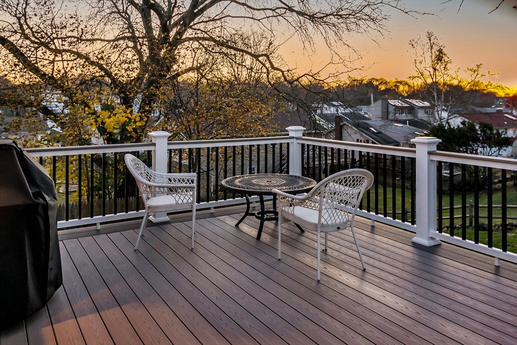 Exterior, Wood Texture Flooring