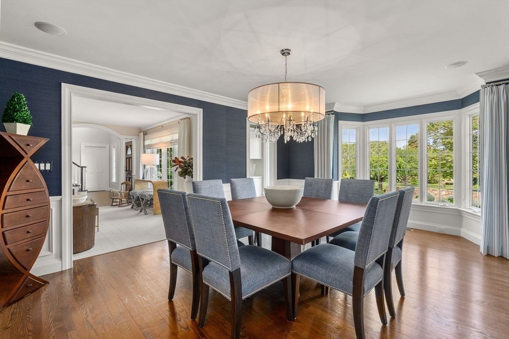 Chandelier, Dining room, Interior, Wood Texture Flooring