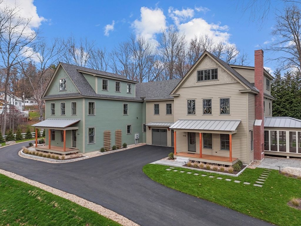 Attached, Exterior, Facade, Farmhouse