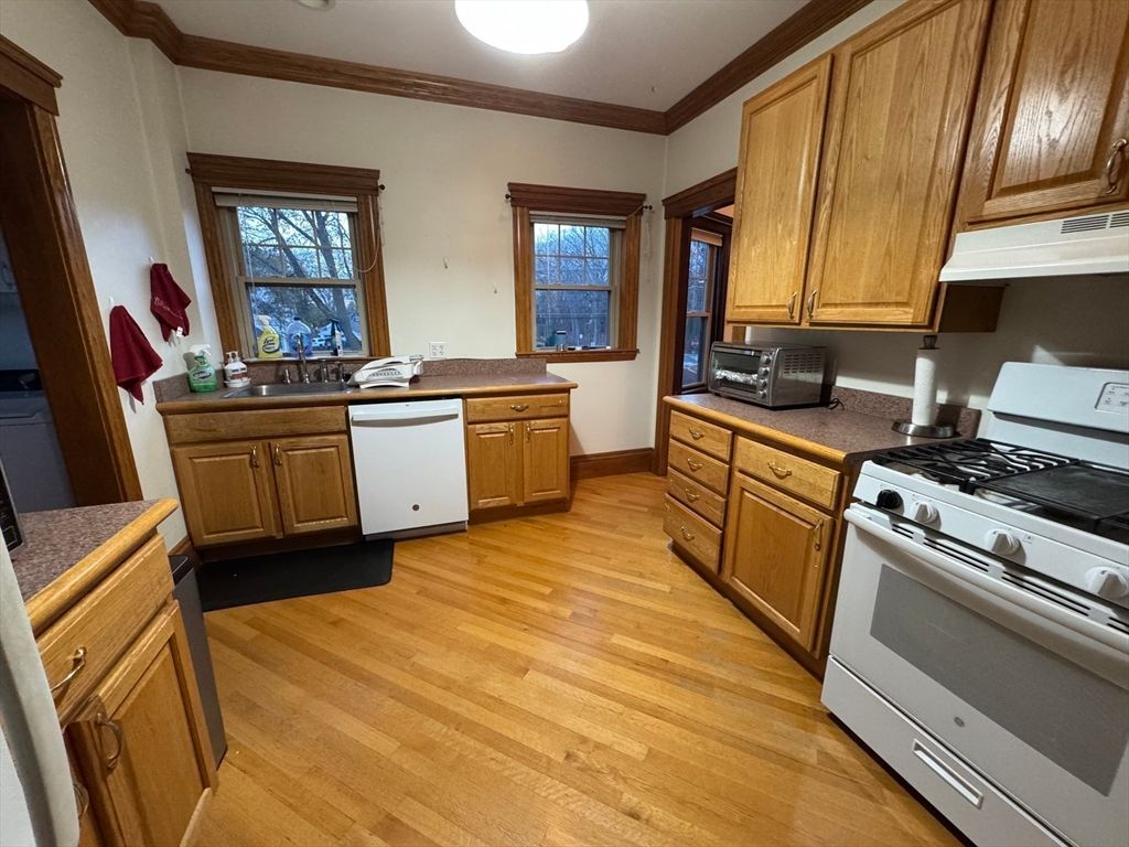 Interior, Kitchen, Wood Texture Flooring