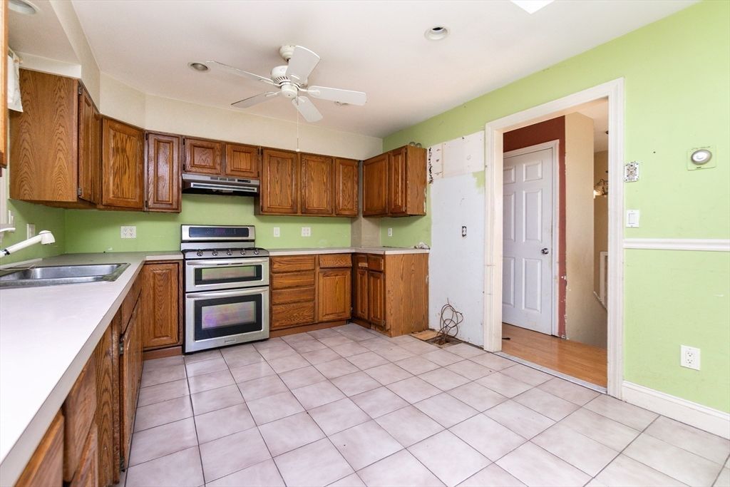 Interior, Kitchen, Recessed Lighting
