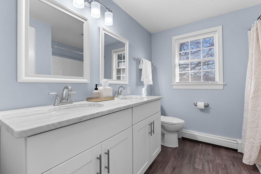 Bathroom, Dual Sink Vanities, Interior, Wood Texture Flooring
