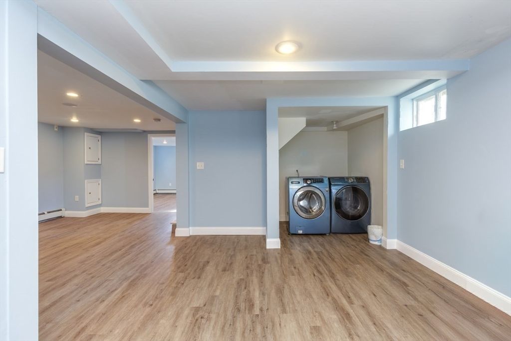 Interior, Recessed Lighting, Utility Closets, Washer, Wood Texture Flooring