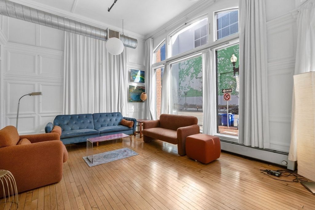 Interior, Living room, Pendant Lights, Wood Texture Flooring