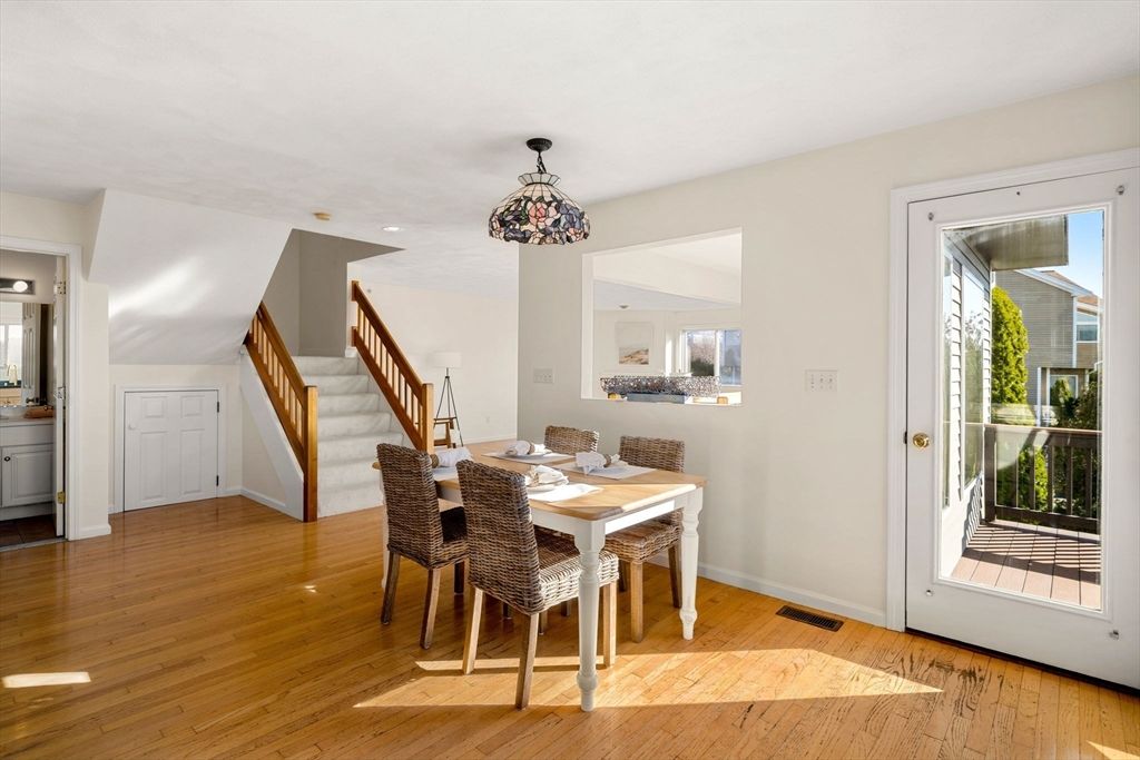 Dining room, Interior, Wood Texture Flooring