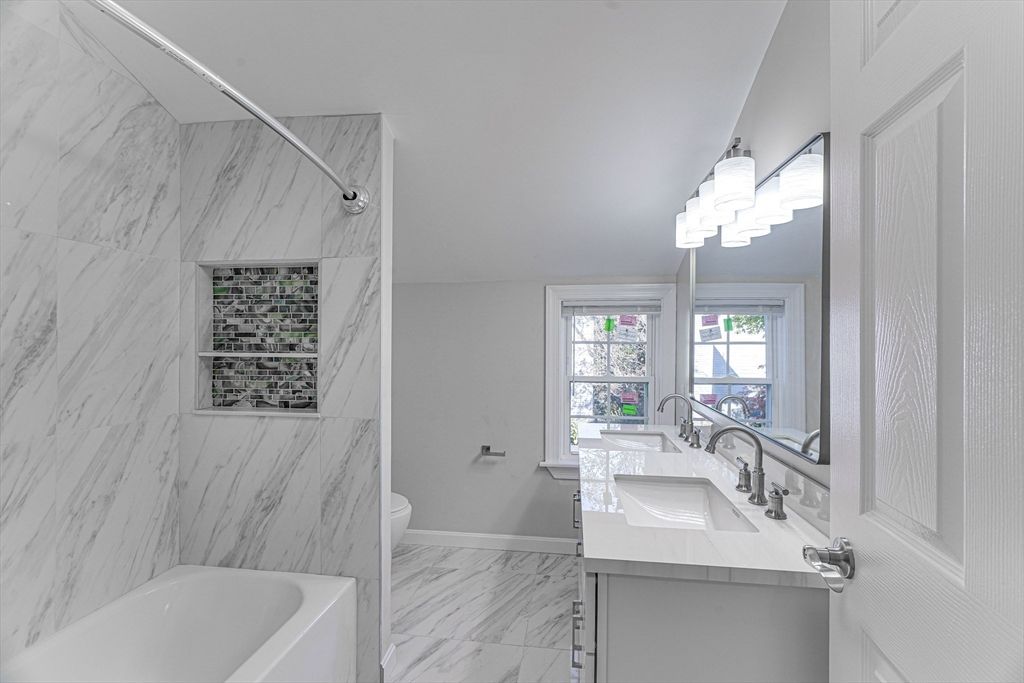 Bathroom, Interior, Marble, Marble Walls