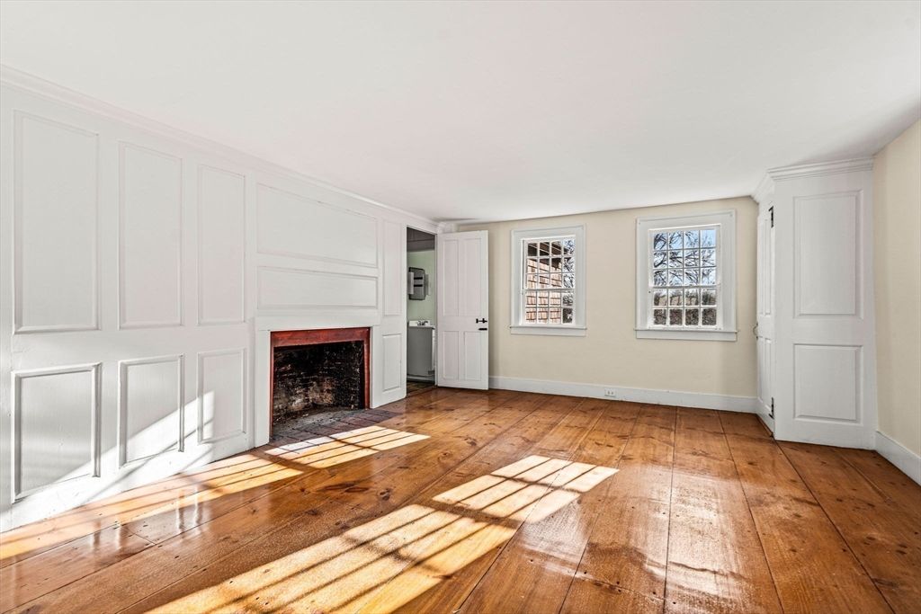 Empty room, Fireplace, Interior, Wood Texture Flooring