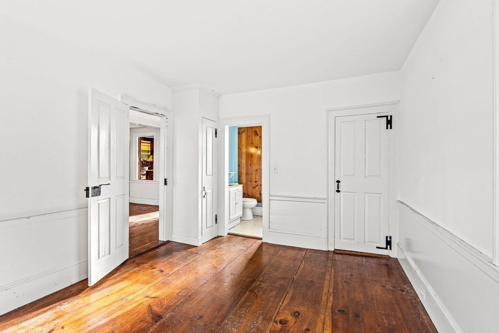 Bathroom, Empty room, Interior, Wood Texture Flooring