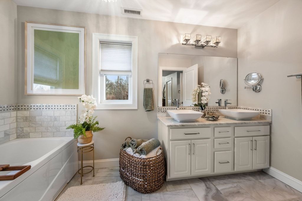 Bathroom, Dual Sink Vanities, Interior, Marble