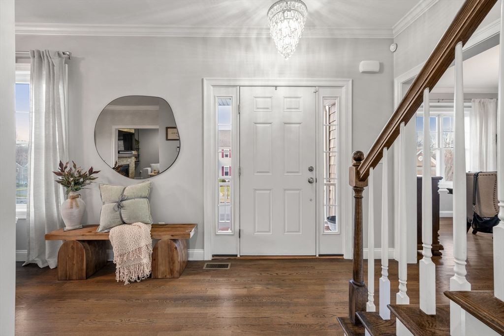 Chandelier, Interior, Wood Texture Flooring