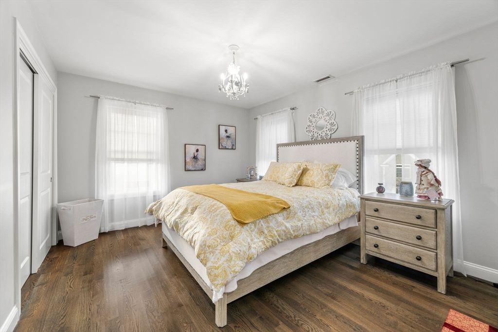 Bedroom, Chandelier, Interior, Pendant Lights, Wood Texture Flooring
