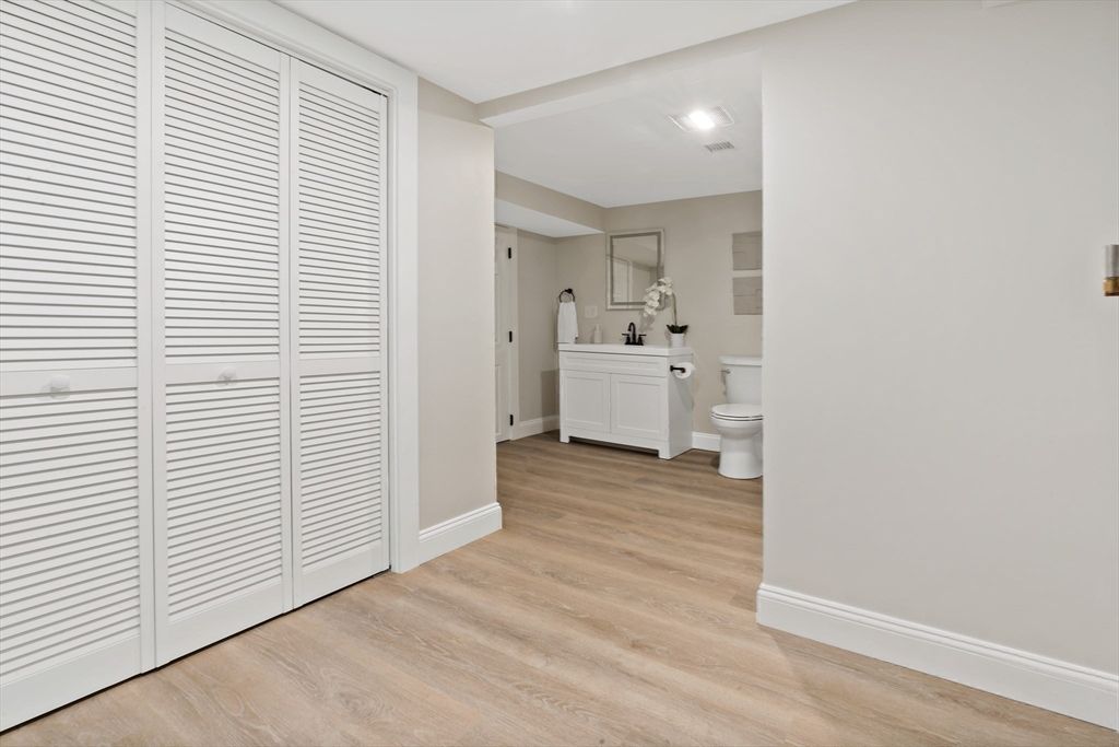 Bathroom, Interior, Recessed Lighting, Wood Texture Flooring
