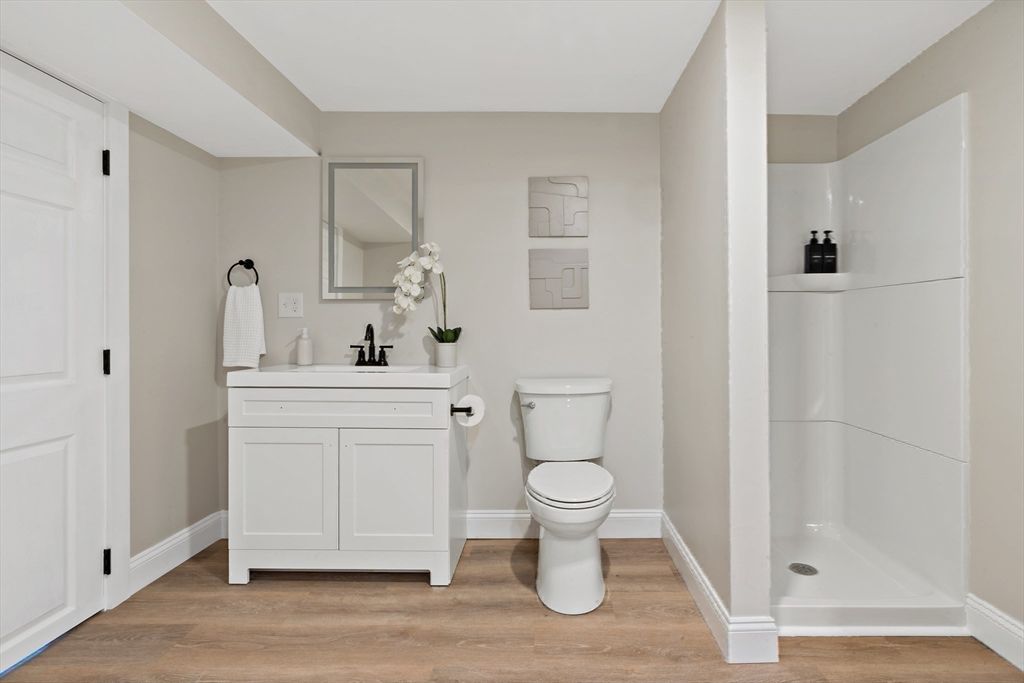 Bathroom, Interior, Wood Texture Flooring