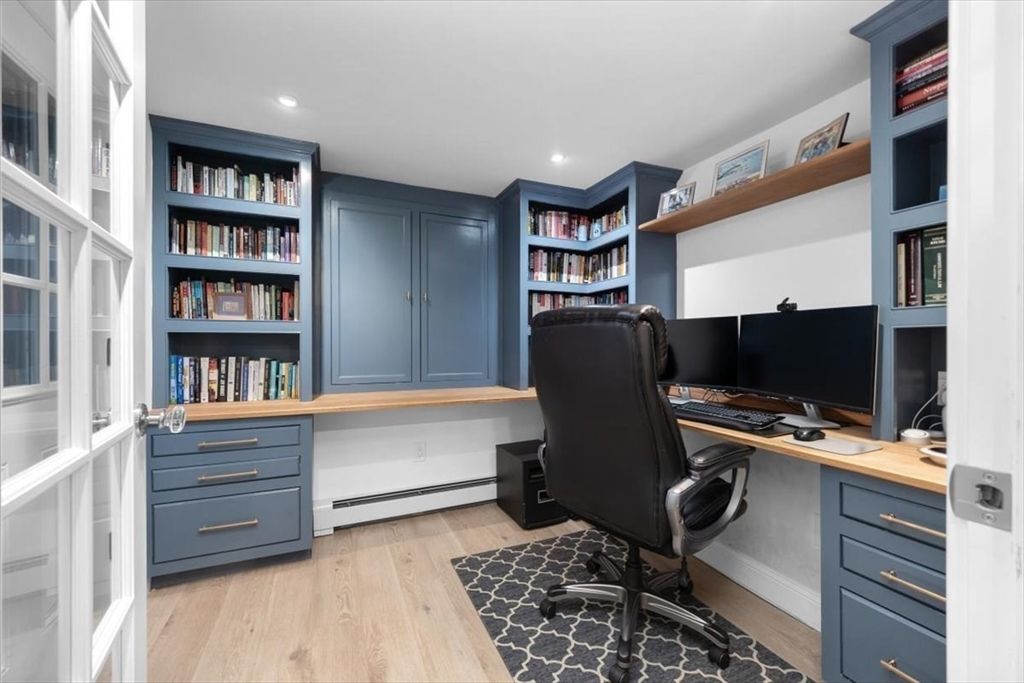 Home Office, Interior, Recessed Lighting, Wood Texture Flooring