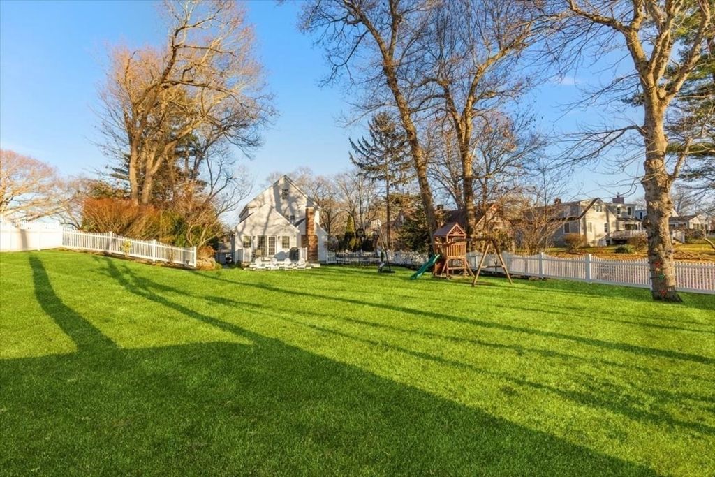 Backyard, Exterior, Playground