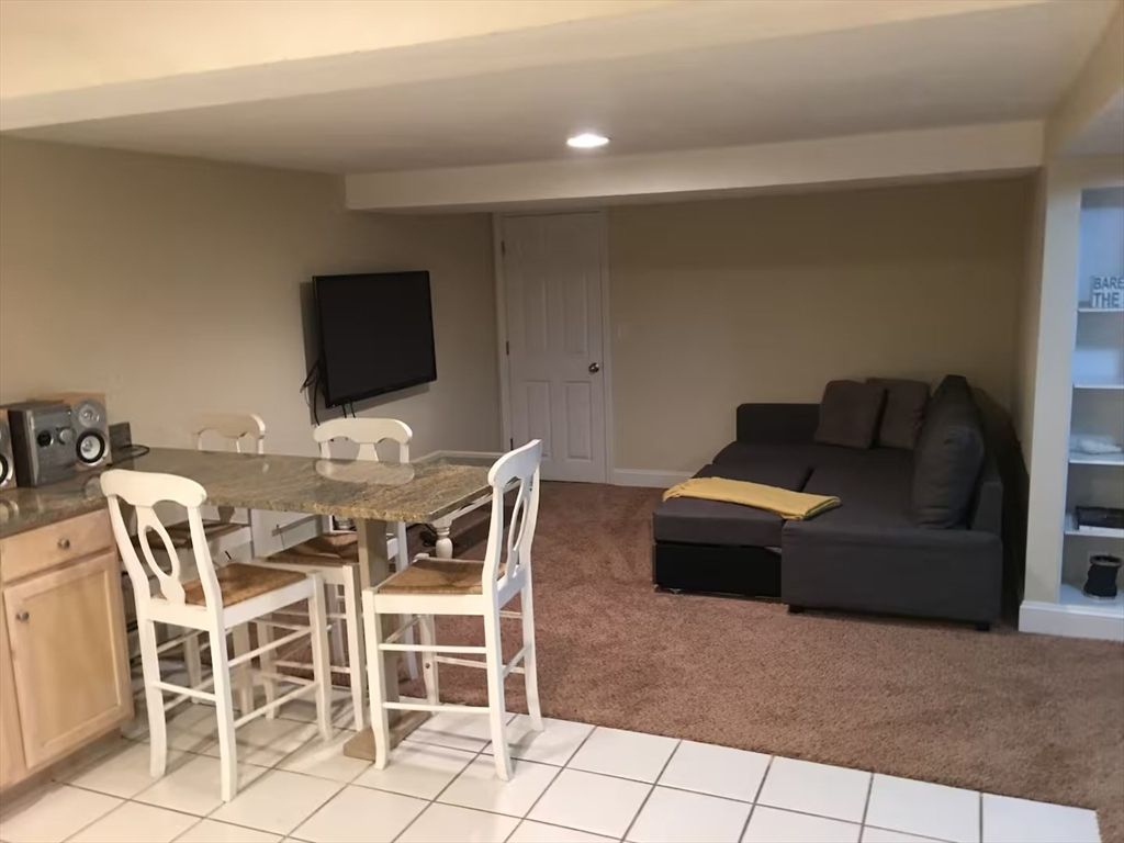 Dining room, Interior, Living room, Recessed Lighting