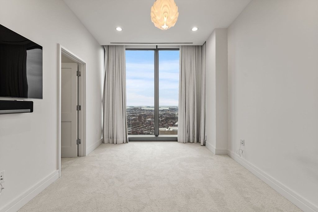 Empty room, Interior, Pendant Lights, Recessed Lighting