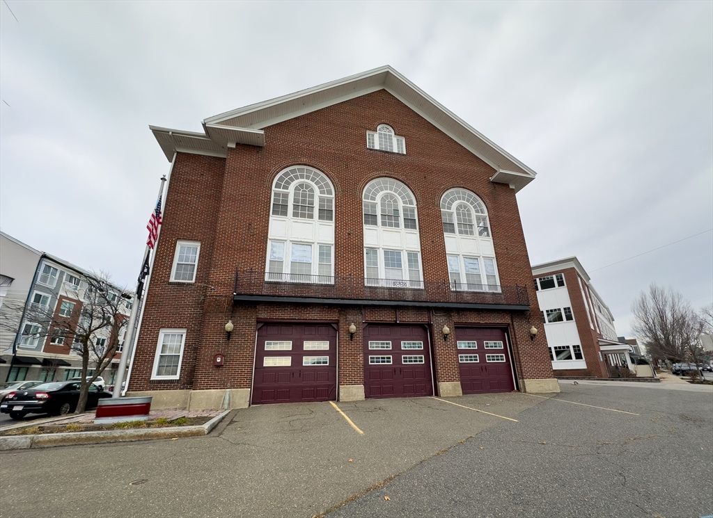 Attached, Exterior, Facade, Brick Facade, Brick Traditional