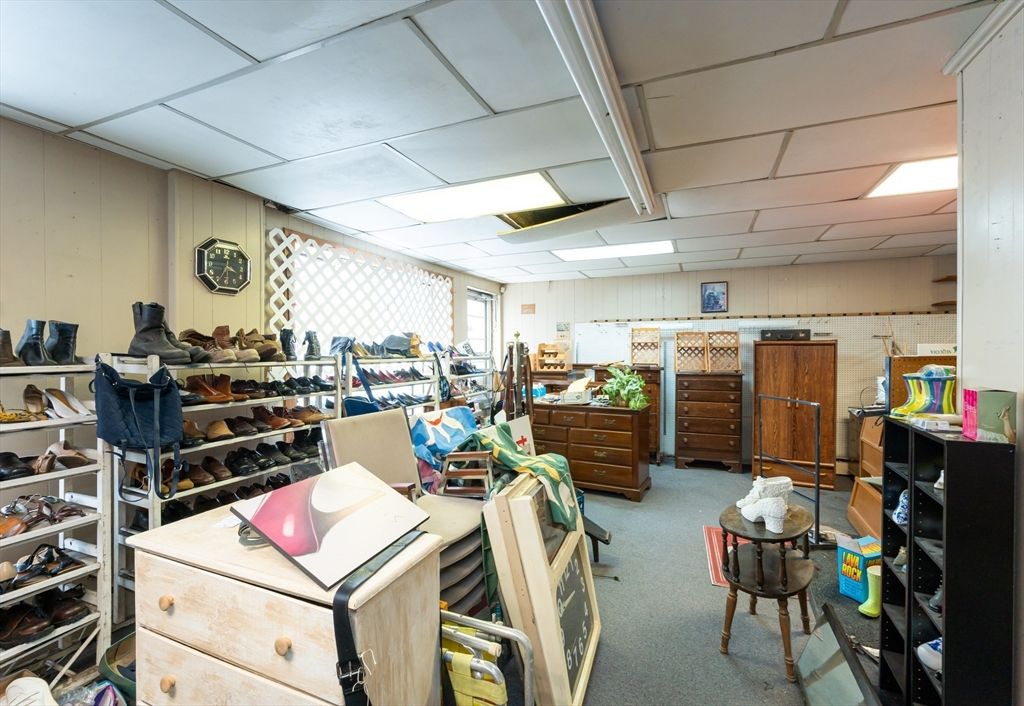 Interior, Recessed Lighting