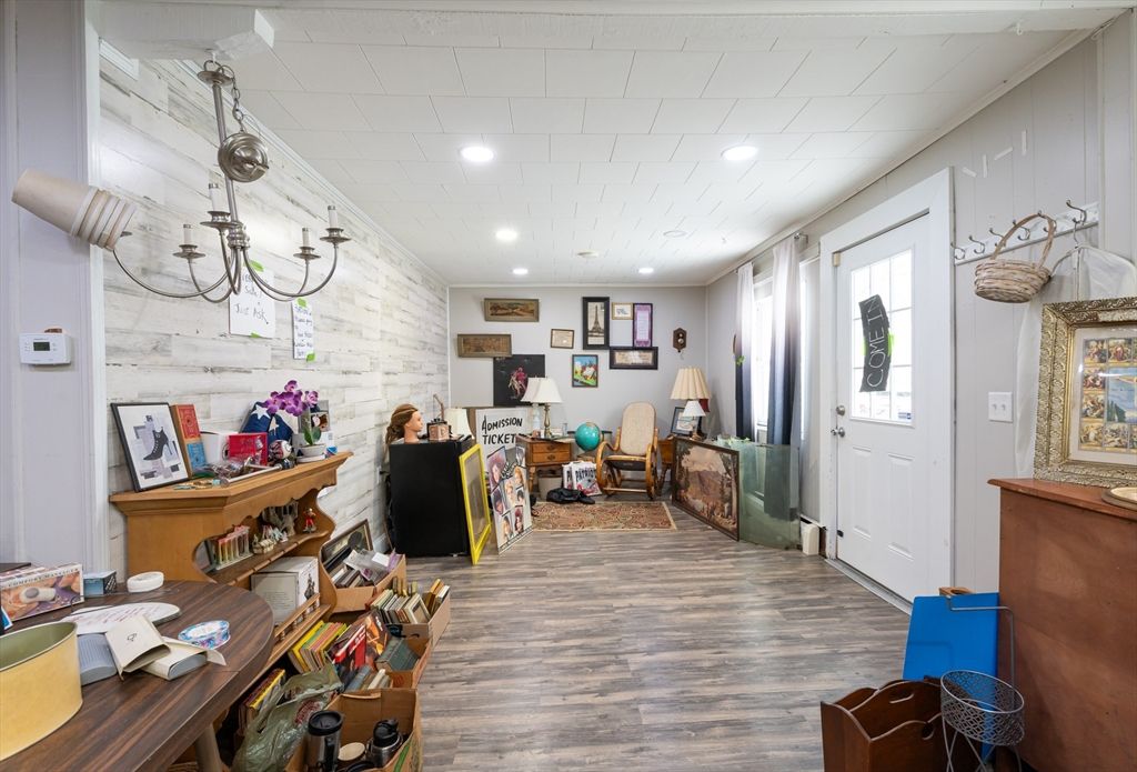 Chandelier, Interior, Recessed Lighting, Wood Texture Flooring