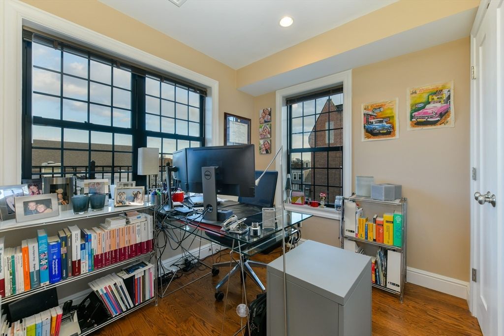 Home Office, Interior, Recessed Lighting, Wood Texture Flooring