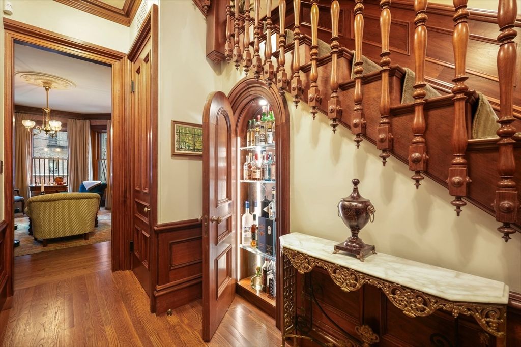 Chandelier, Interior, Wood Texture Flooring