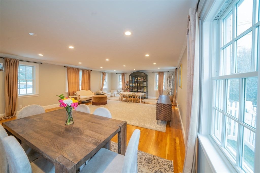 Dining room, Interior, Recessed Lighting, Wood Texture Flooring