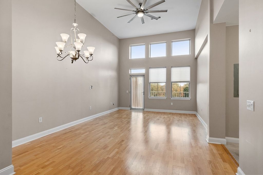 Chandelier, Empty room, Interior, Wood Texture Flooring