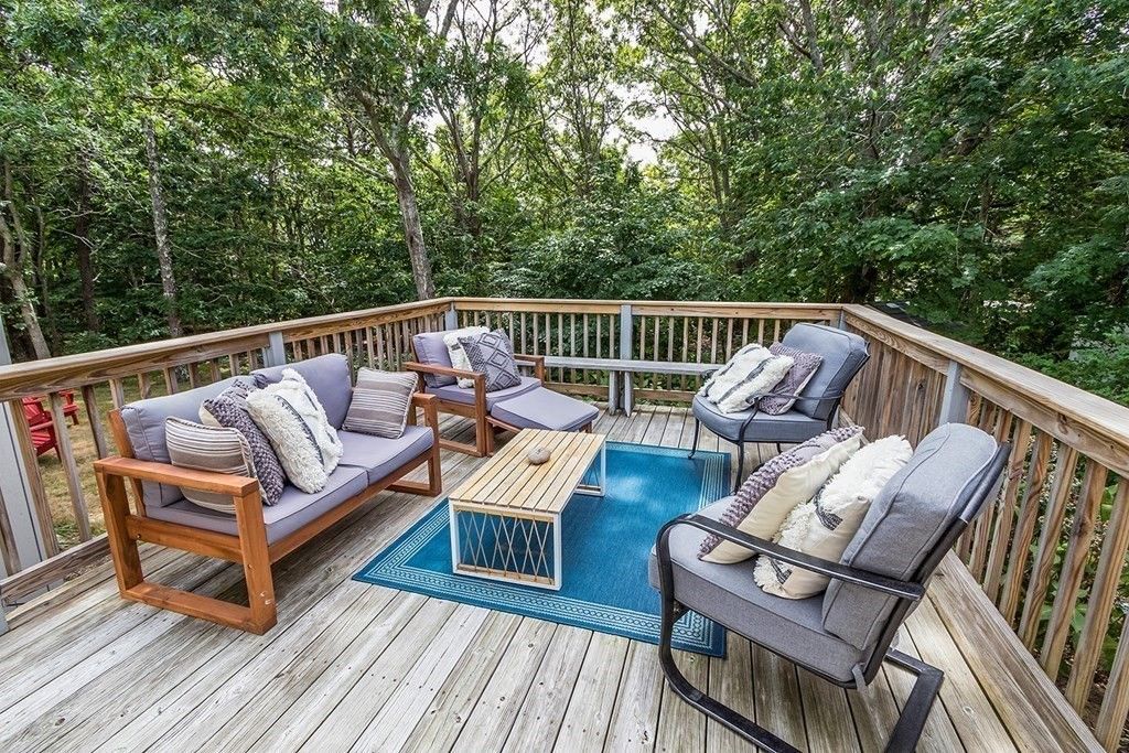 Exterior, Wood Texture Flooring