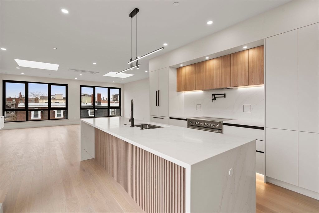 Interior, Kitchen, Pendant Lights, Recessed Lighting, Wood Texture Flooring